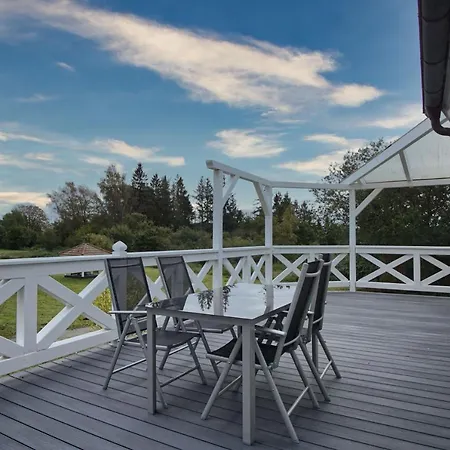 Ruhig Und Idyllische Lage, Strandnah, Gratis Nutzung Vom Ahoi Erlebnisbad Und Sauna In Sellin - Gutshaus Silvitz 01 Daire *