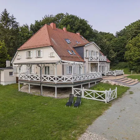 Ruhig Und Idyllische Lage, Strandnah, Gratis Nutzung Vom Ahoi Erlebnisbad Und Sauna In Sellin - Gutshaus Silvitz 01 Apartment