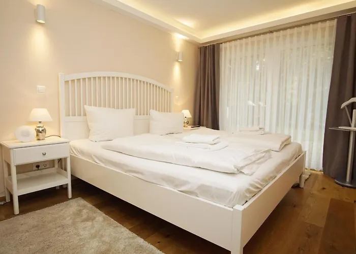 Apartamento Ruhig Und Idyllische Lage, Strandnah, Gratis Nutzung Vom Ahoi Erlebnisbad Und Sauna In Sellin - Gutshaus Silvitz 01