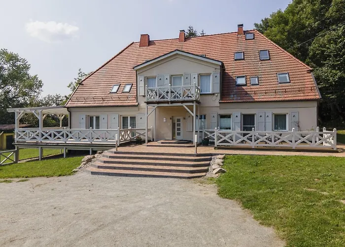 Apartamento Ruhig Und Idyllische Lage, Strandnah, Gratis Nutzung Vom Ahoi Erlebnisbad Und Sauna In Sellin - Gutshaus Silvitz 01 *